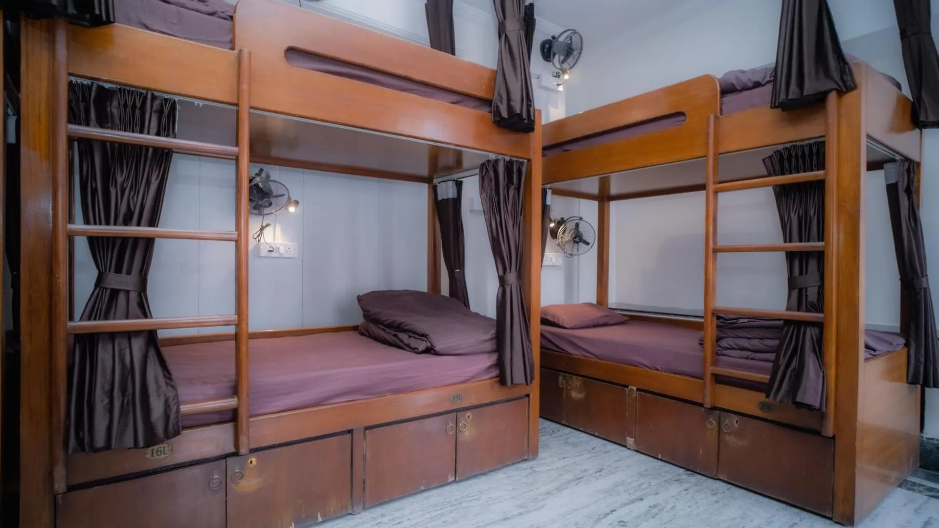 Hostel Pearl Courtyard Dormitory Varanasi