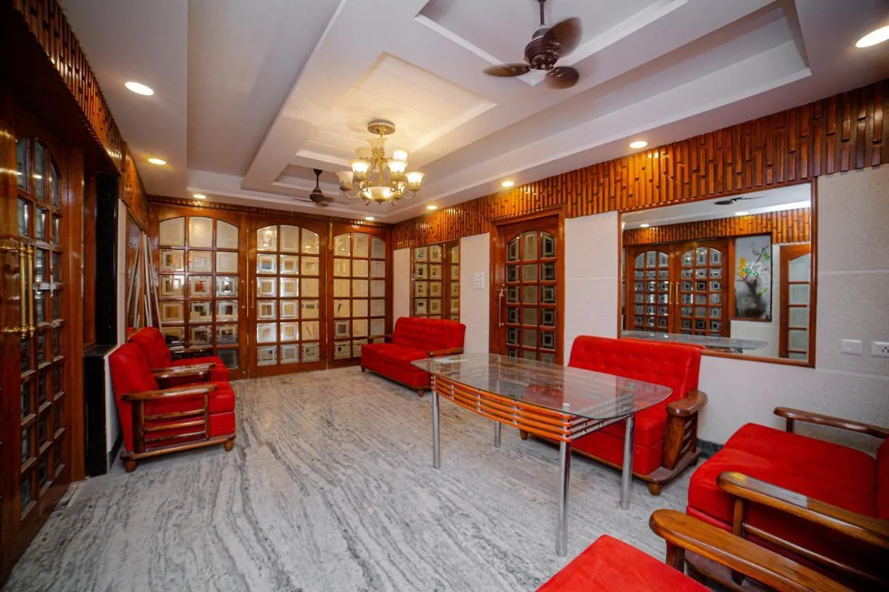Hostel Pearl Courtyard Dormitory Βαρανάσι Ινδία