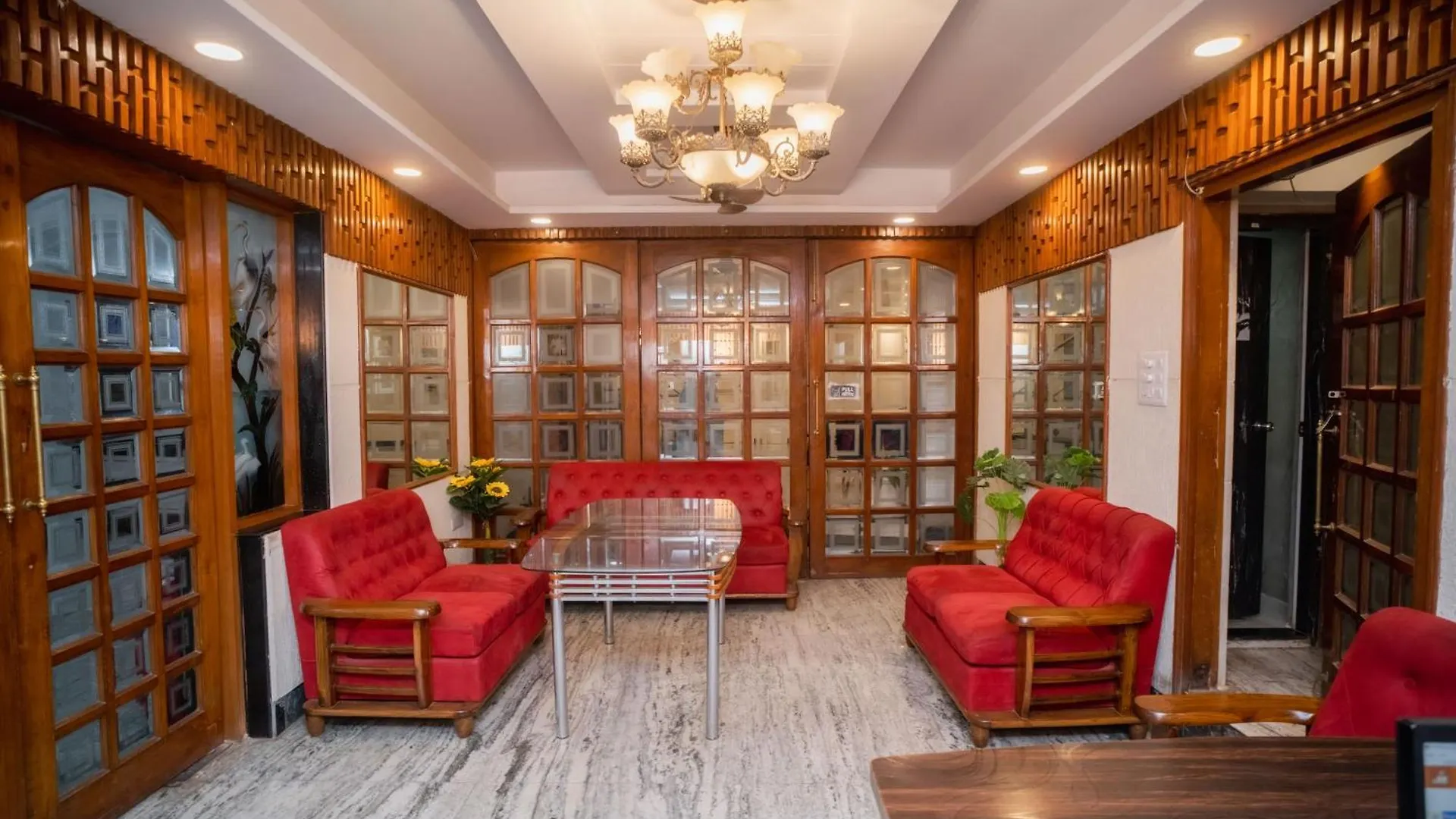 Hostel Pearl Courtyard Dormitory Βαρανάσι